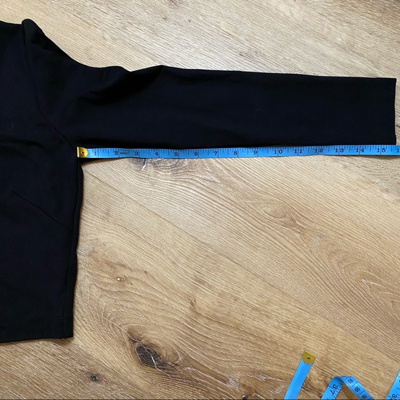 Talula Fitted Long Sleeve Crop Top from Aritzia - Picture 10 of 10